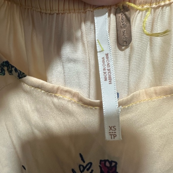 Free People Positano Off Shoulder Blouse XS Asymmetrical Boho Peasant Festival - Picture 5 of 7